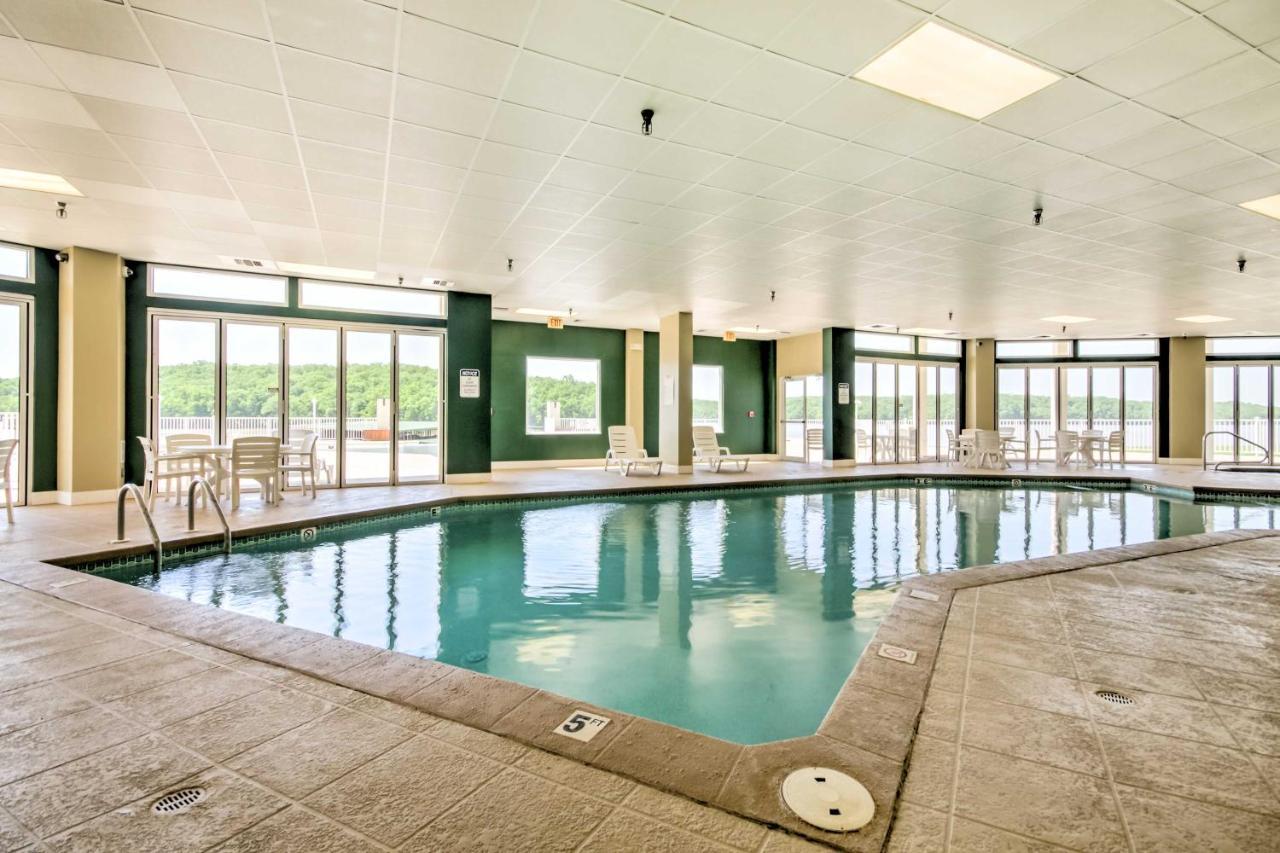 Lakefront Osage Beach Condo Balcony And Pool Access المظهر الخارجي الصورة
